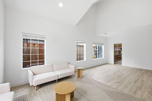 15 Cheswick Circle, Salinas, CA 93906