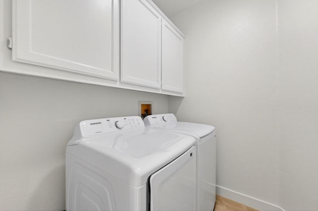 15 Cheswick Circle, Salinas, CA 93906