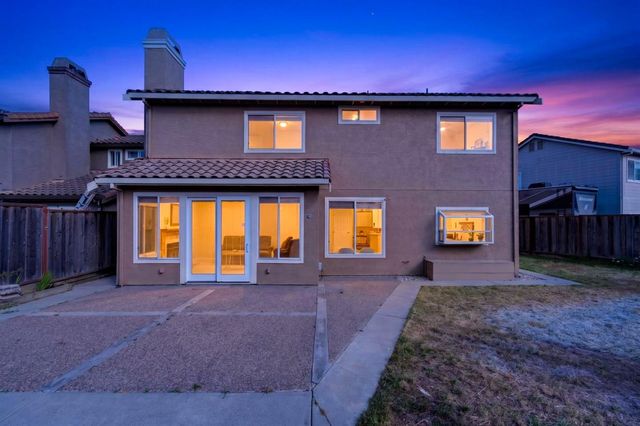 15 Cheswick Circle, Salinas, CA 93906