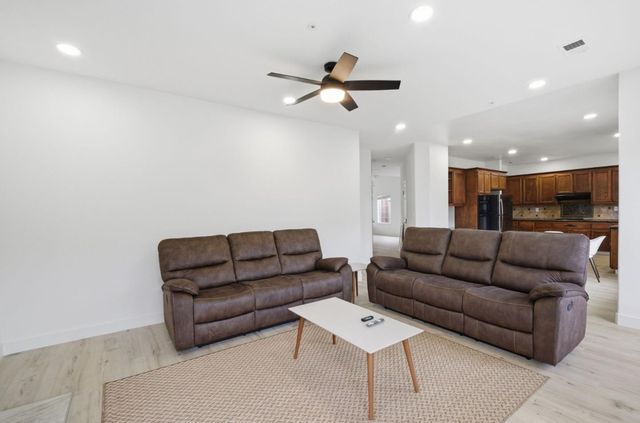 15 Cheswick Circle, Salinas, CA 93906