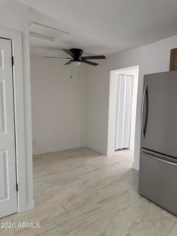 338 E MARILYN Avenue, Mesa, AZ 85210