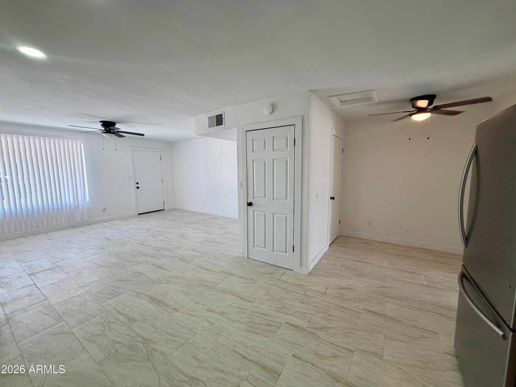 338 E MARILYN Avenue, Mesa, AZ 85210 — photo 4