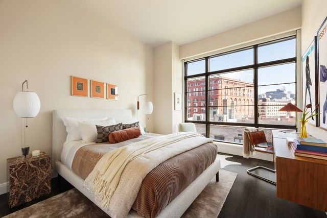 150 Charles St Apt 7CS, New York City, NY 10014