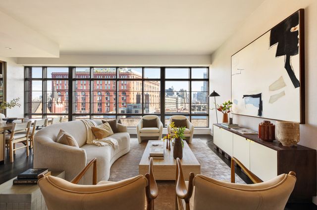 150 Charles St Apt 7CS, New York City, NY 10014