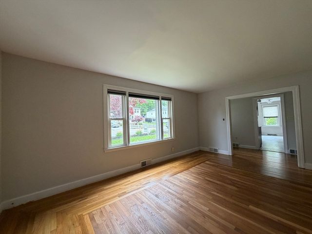579 Church Street, Northbridge, MA 01588