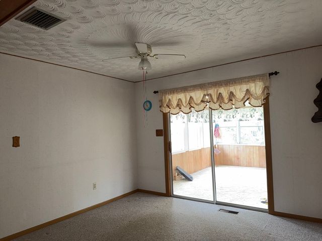 579 Church Street, Northbridge, MA 01588