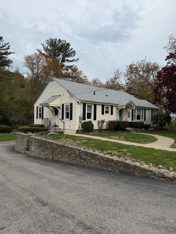 579 Church Street, Northbridge, MA 01588