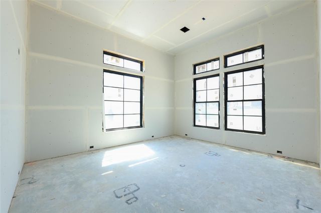 752 W 43rd Street, Houston, TX 77018