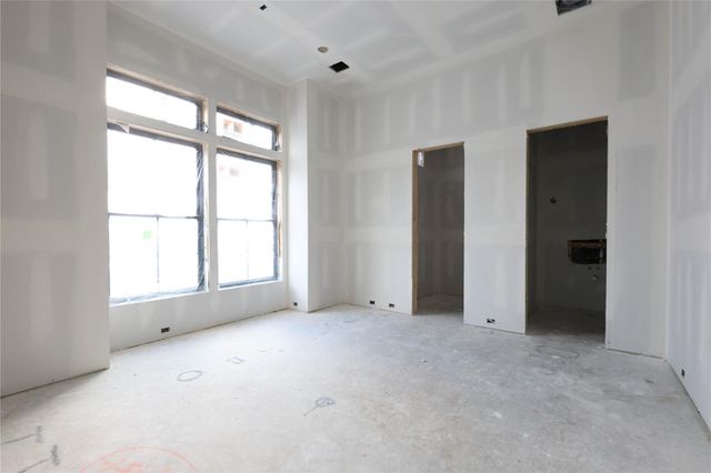 752 W 43rd Street, Houston, TX 77018