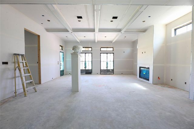 752 W 43rd Street, Houston, TX 77018