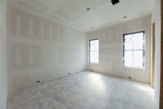 752 W 43rd Street, Houston, TX 77018