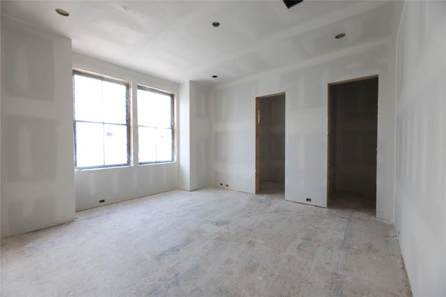 752 W 43rd Street, Houston, TX 77018
