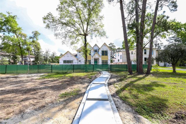 752 W 43rd Street, Houston, TX 77018