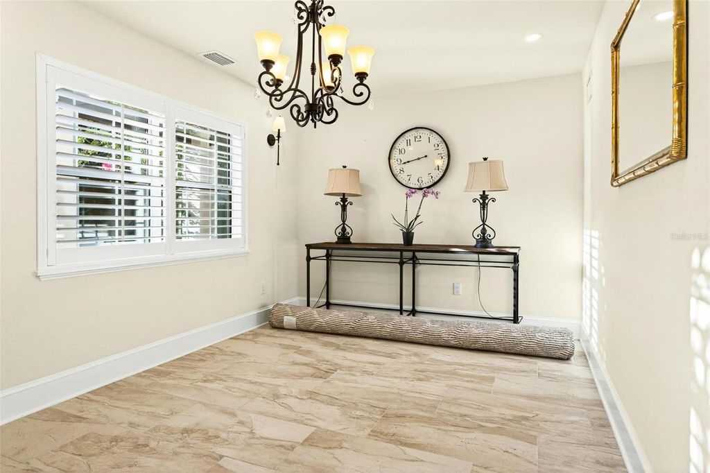 Image 15 of property listing at 1231 POINSETTIA AVENUE, Orlando, FL 32804