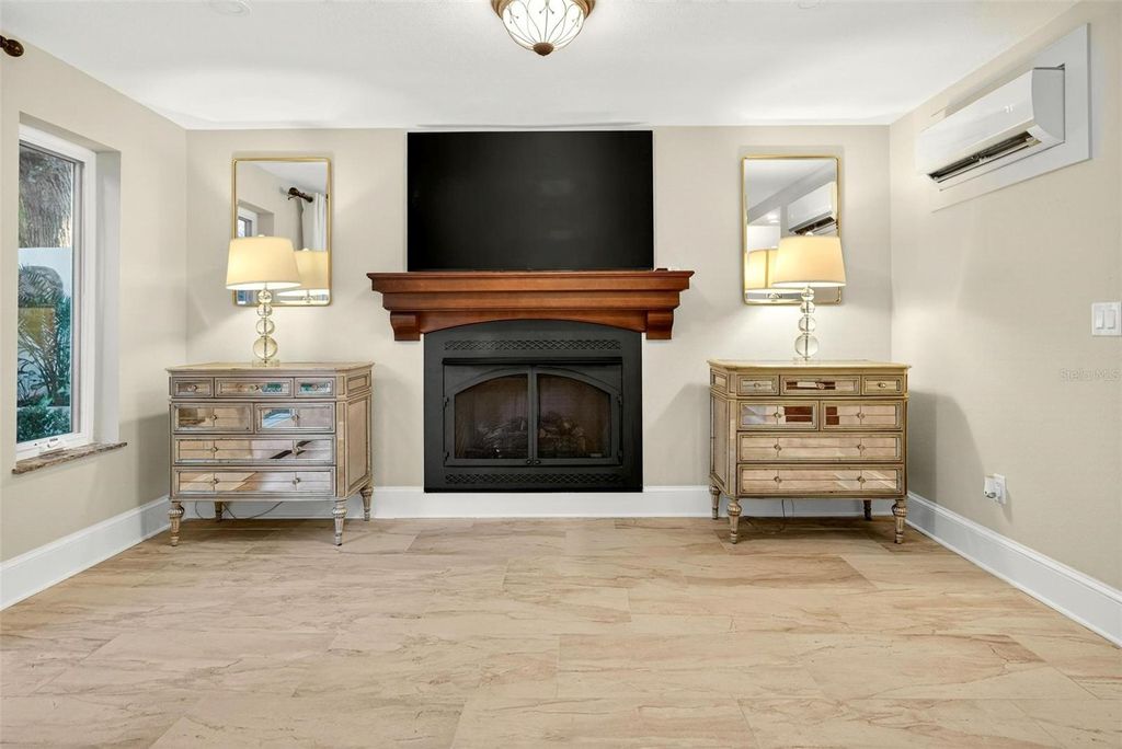 Image 33 of property listing at 1231 POINSETTIA AVENUE, Orlando, FL 32804