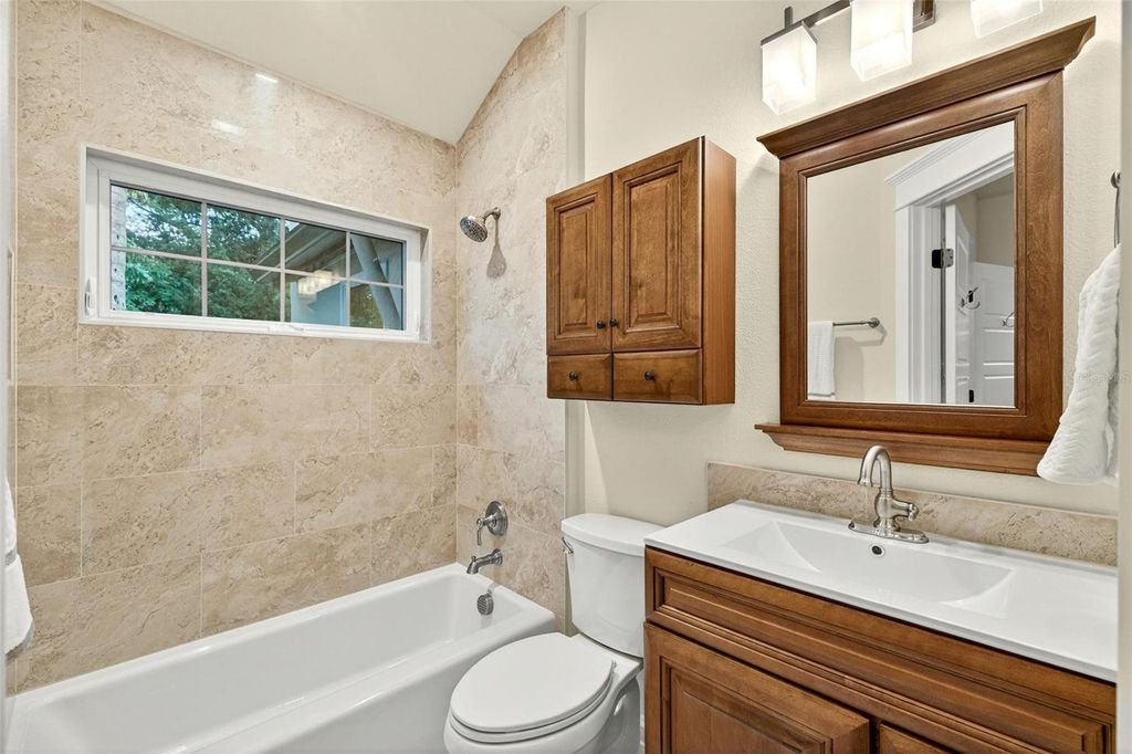 Image 64 of property listing at 1231 POINSETTIA AVENUE, Orlando, FL 32804