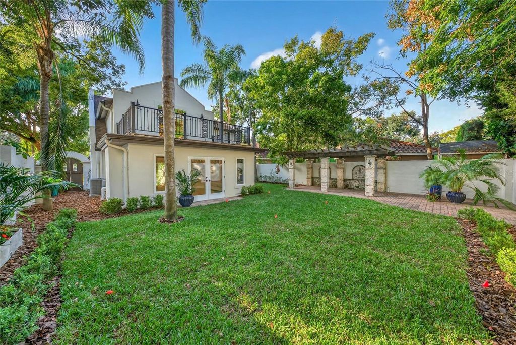 Image 72 of property listing at 1231 POINSETTIA AVENUE, Orlando, FL 32804