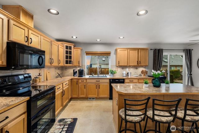 5915 121st Street SE, Snohomish, WA 98296