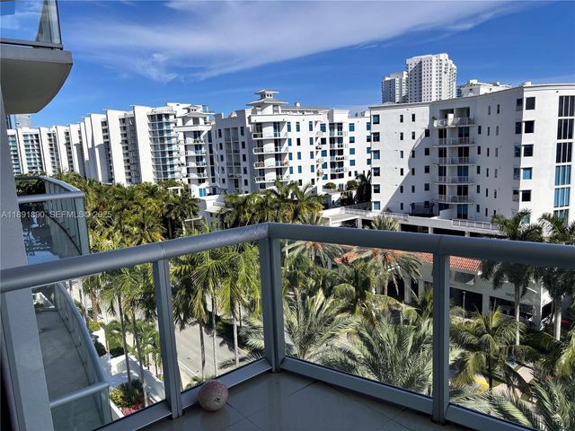3131 NE 188th Street 1809, Aventura, FL 33180