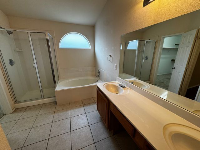 6024 Moor Hen Drive, Denton, TX 76208