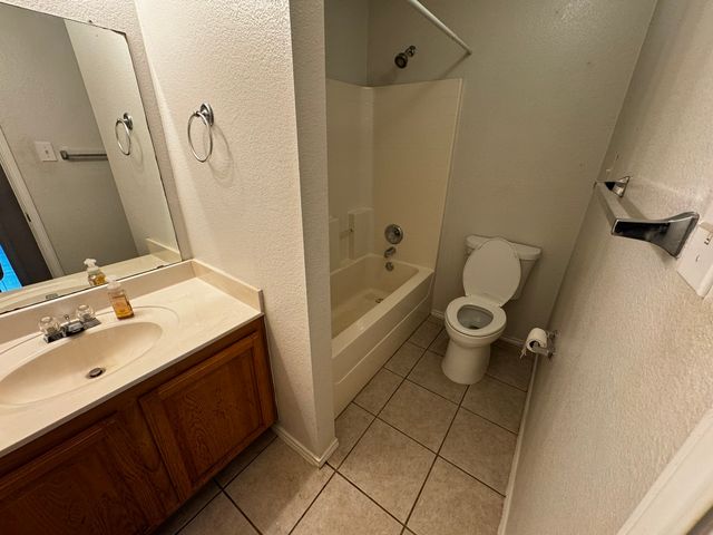 6024 Moor Hen Drive, Denton, TX 76208