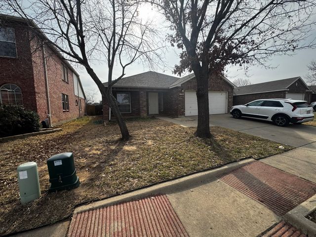 6024 Moor Hen Drive, Denton, TX 76208