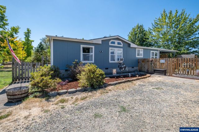 3161 NE Millersburg Dr, Albany, OR 97321