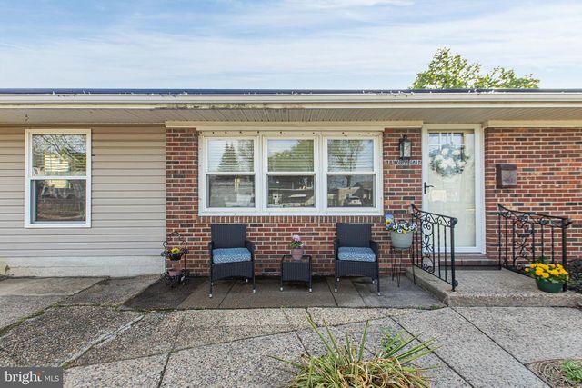 525 N COLES AVE, Maple Shade, NJ 08052