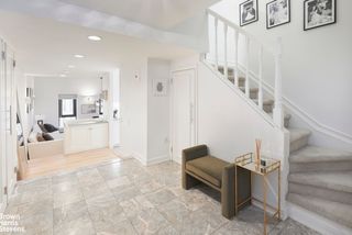 135 W 70th St Apt 2G, New York City, NY 10023