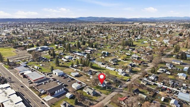 6307 N Regal St, Spokane, WA 99217
