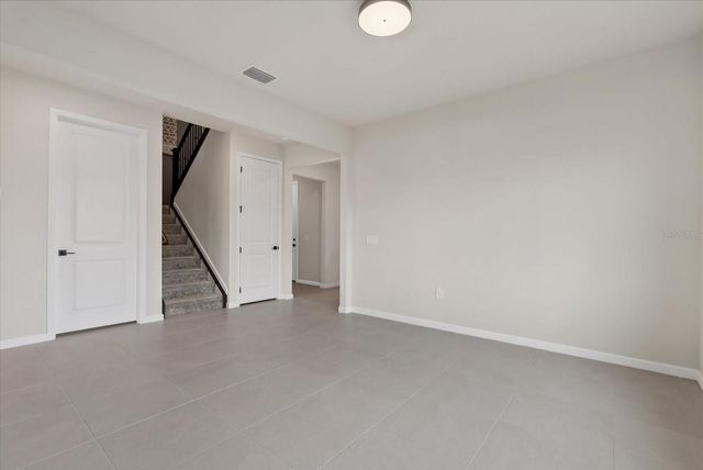 5876 SILVERSIDE PINE COURT, Lakewood Ranch, FL 34211