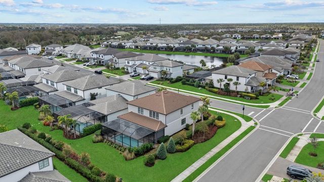 5876 SILVERSIDE PINE COURT, Lakewood Ranch, FL 34211