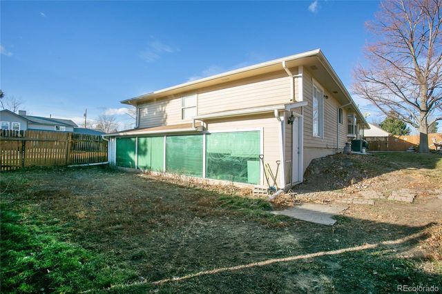 8892 S Balsam Street, Littleton, CO 80128