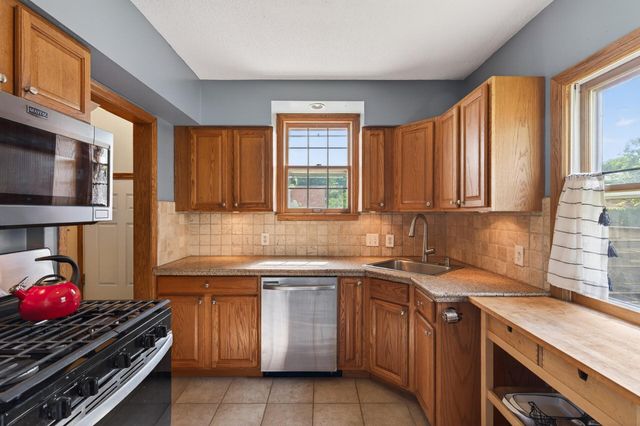 3342 Xerxes Avenue N, Minneapolis, MN 55412