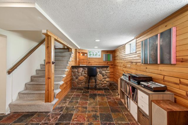 3342 Xerxes Avenue N, Minneapolis, MN 55412