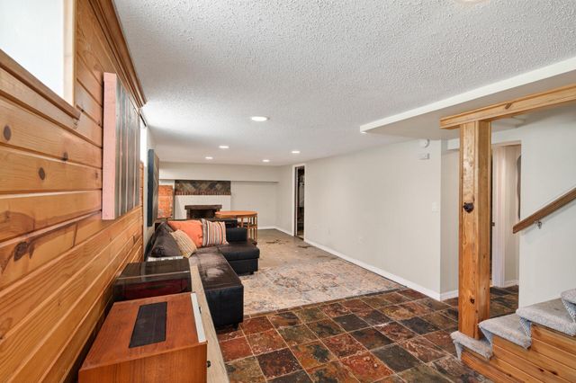 3342 Xerxes Avenue N, Minneapolis, MN 55412