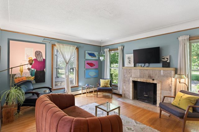 3342 Xerxes Avenue N, Minneapolis, MN 55412