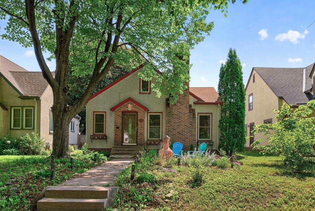 3342 Xerxes Avenue N, Minneapolis, MN 55412