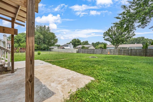 3405 Polly Dr, Clarksville, TN 37042
