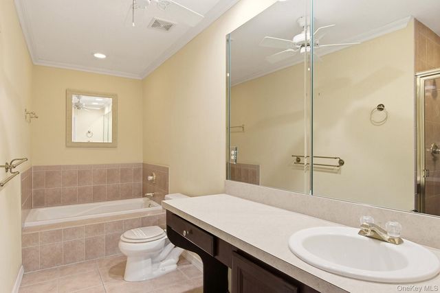 67 Paddington Circle, Smithtown, NY 11787