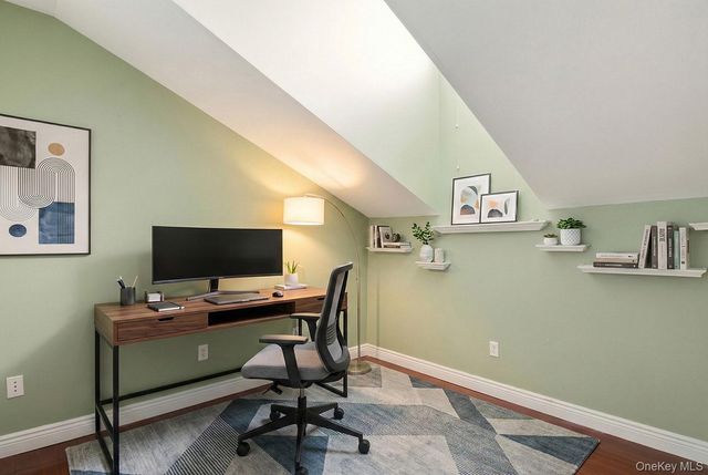 67 Paddington Circle, Smithtown, NY 11787