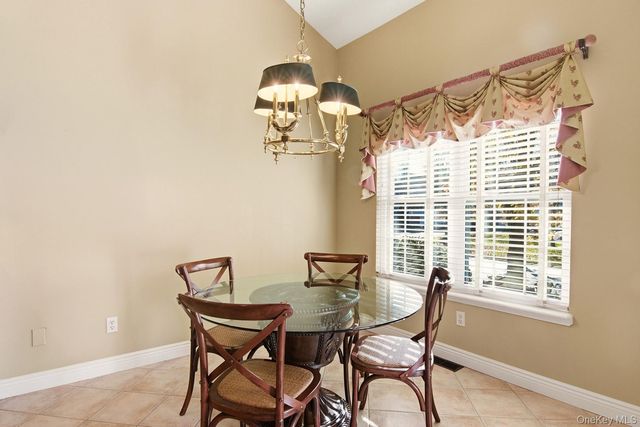 67 Paddington Circle, Smithtown, NY 11787