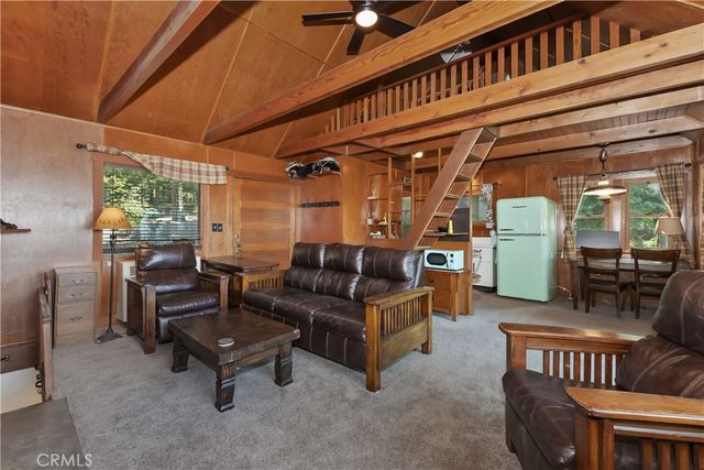 1040 Mile High Road, Twin Peaks, CA 92391