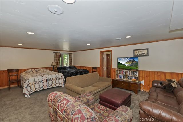 1040 Mile High Road, Twin Peaks, CA 92391