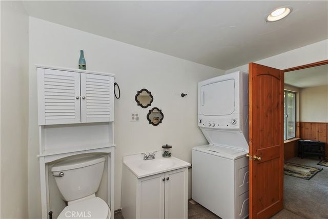 1040 Mile High Road, Twin Peaks, CA 92391