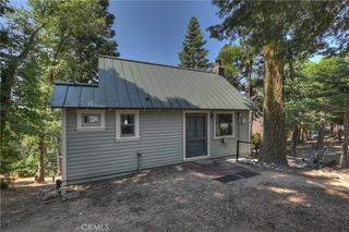 1040 Mile High Road, Twin Peaks, CA 92391