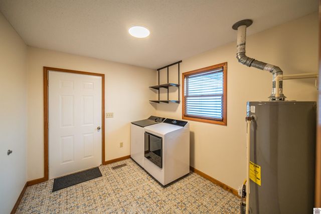 925 Wayside Dr, Paducah, KY 42003