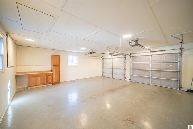 925 Wayside Dr, Paducah, KY 42003