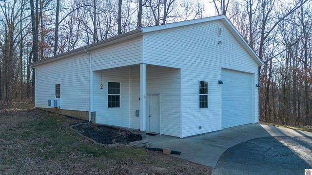 925 Wayside Dr, Paducah, KY 42003