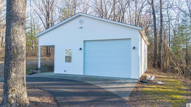 925 Wayside Dr, Paducah, KY 42003